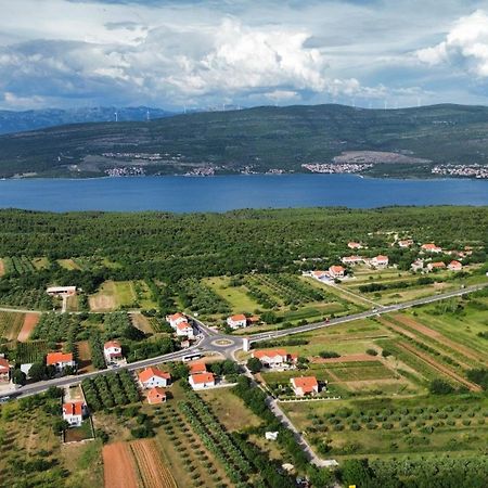 Апартаменты Apartman Lucija Pridraga Экстерьер фото