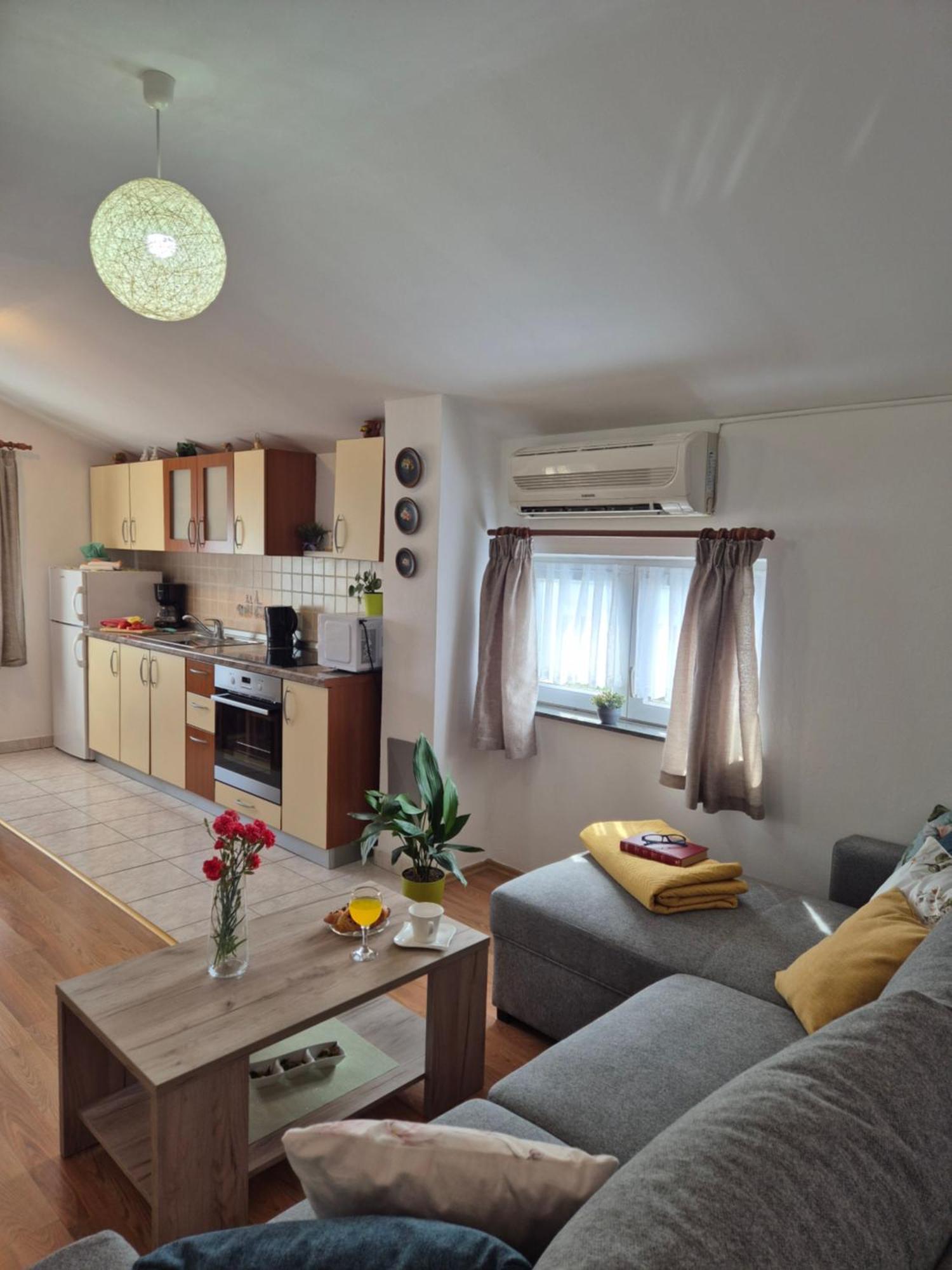 Апартаменты Apartman Lucija Pridraga Экстерьер фото
